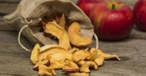 Ako užitočné sušené jablká, kalórie, recept a skladovanie