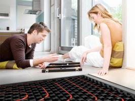 Čo je sálavé podlahové vykurovanie domu