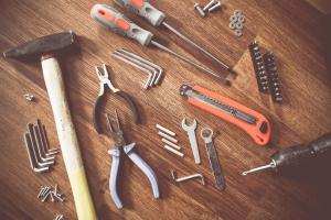 9 nástroje pre opravy bytov