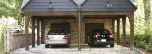 Vozidlo v krajine: garáž, prístrešok pre auto alebo parkovacie miesto?