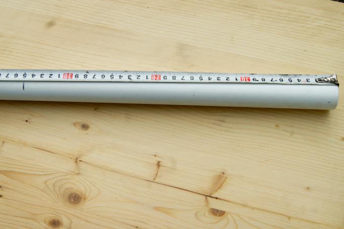 Odmerať dĺžku pásku 25 - 35 cm