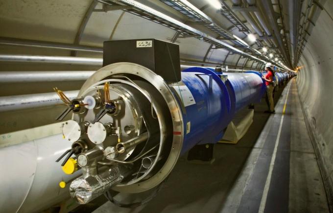 Hadron Collider pred uvedením do prevádzky